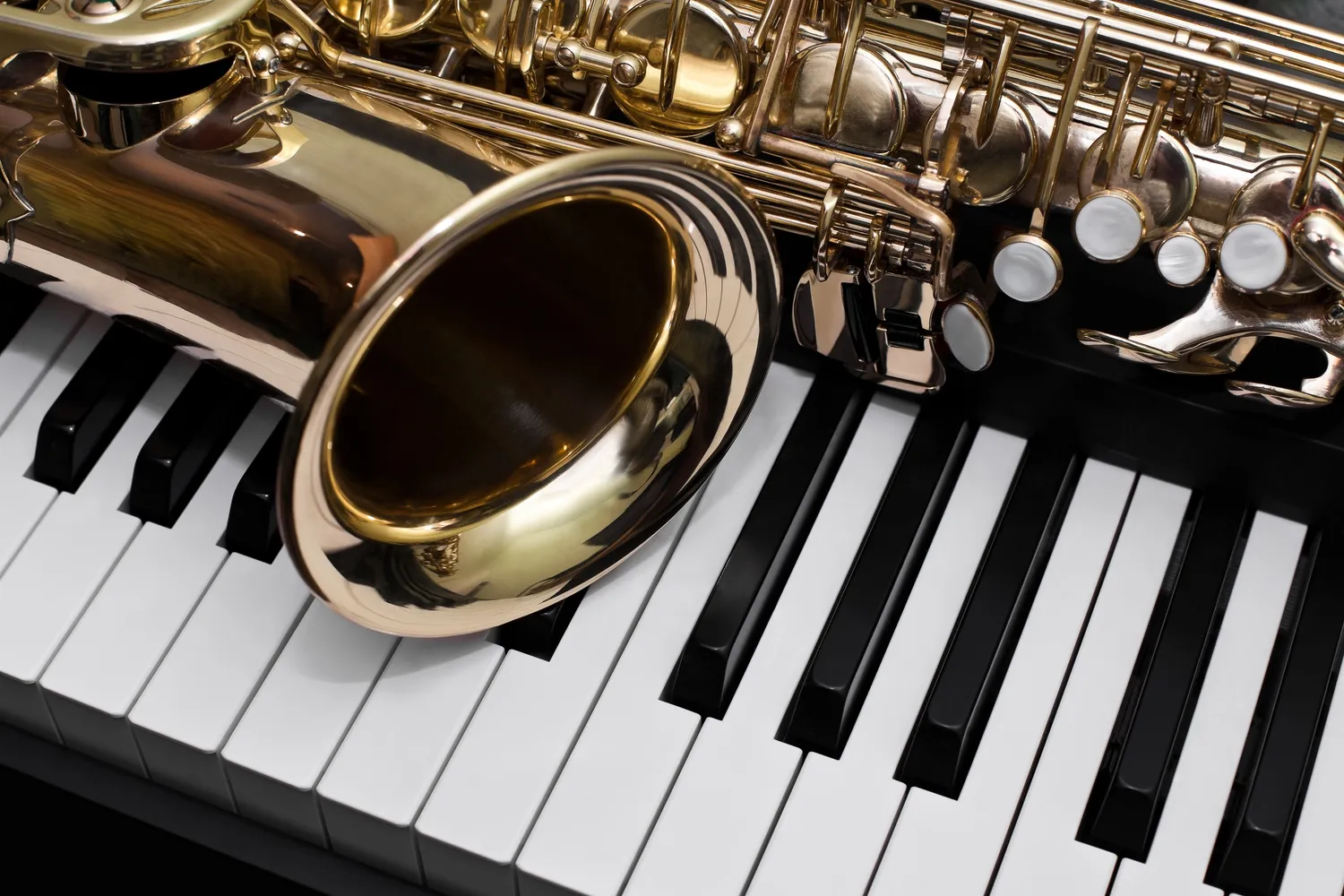 Jaki saksofon tenorowy?