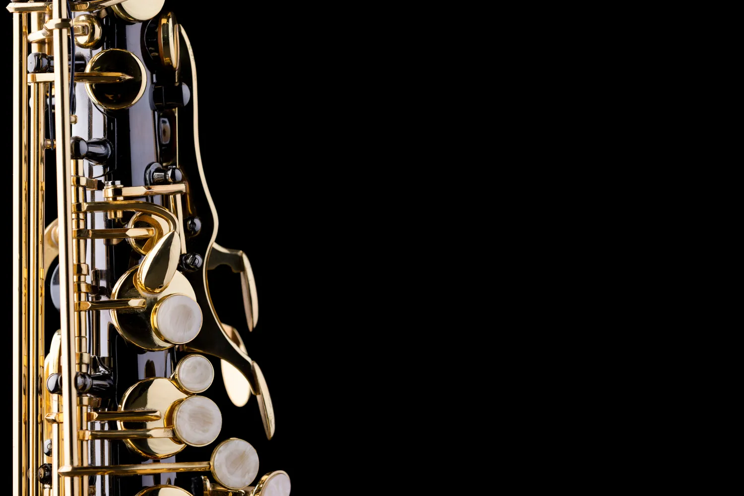 Saksofon tenorowy jak grac?