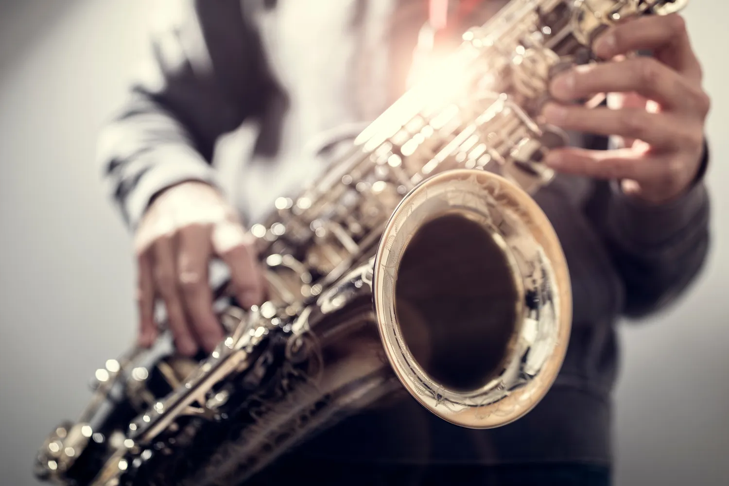 Jak zrobić saksofon z papieru?